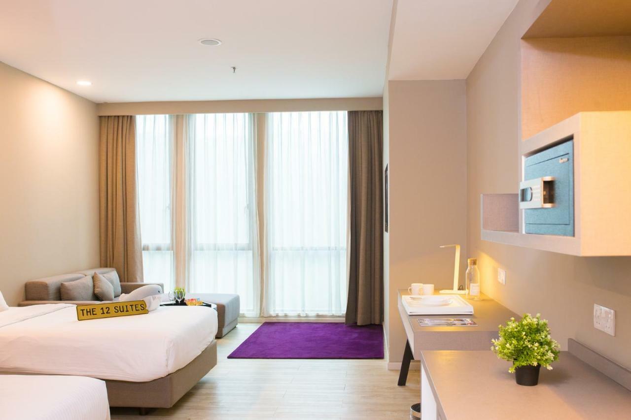 The 12 Suites @ Empire Damansara Petaling Jaya Esterno foto