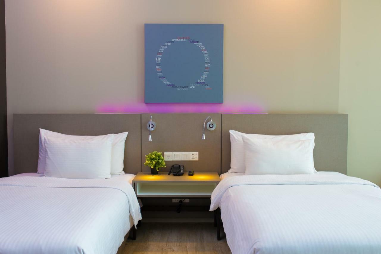The 12 Suites @ Empire Damansara Petaling Jaya Esterno foto