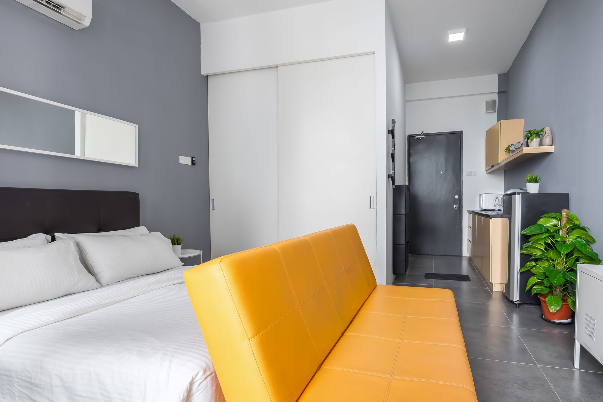 The 12 Suites @ Empire Damansara Petaling Jaya Esterno foto